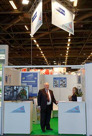 stand SIMA
